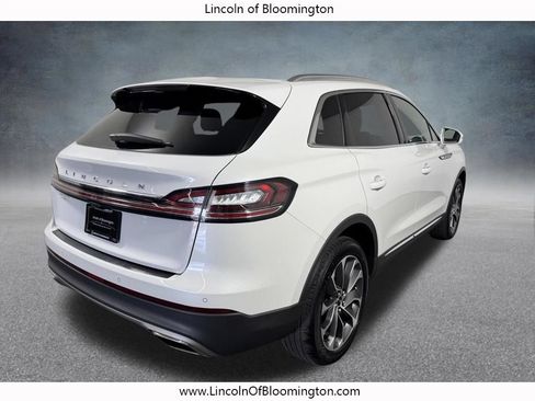 Used 2023 Lincoln Nautilus Reserve AWD/4WD image 7