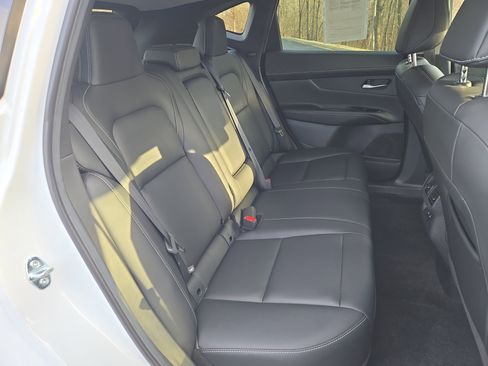 Certified 2025 Nissan Murano SL image 32