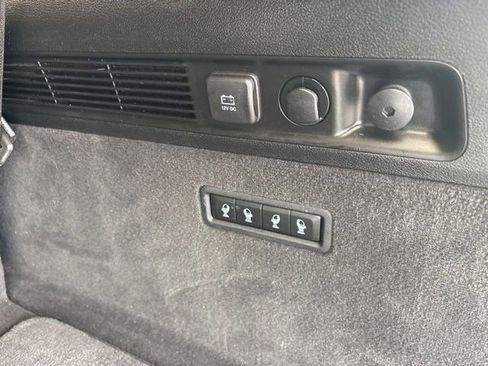 Used 2022 Jeep Grand Wagoneer Series III w/ Flexible Seating Group AWD/4WD image 40