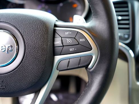 Used 2015 Jeep Grand Cherokee Laredo w/ Quick Order Package 23E image 13