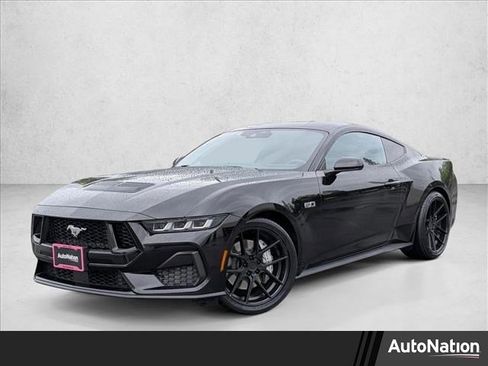 Used 2024 Ford Mustang GT RWD image 1