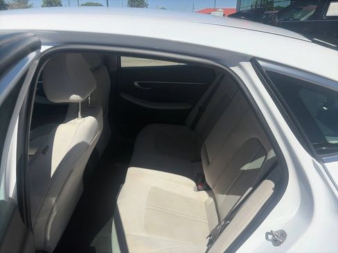 Used 2024 Hyundai Sonata SEL FWD image 17