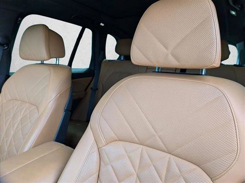 Certified 2024 BMW X5 sDrive40i w/ Premium Package RWD image 18