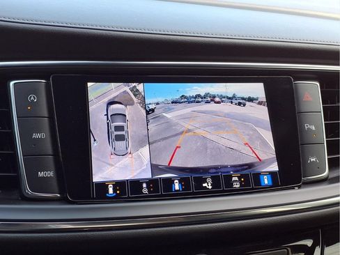 Used 2024 Buick Enclave Avenir w/ Avenir Technology Package AWD/4WD image 9