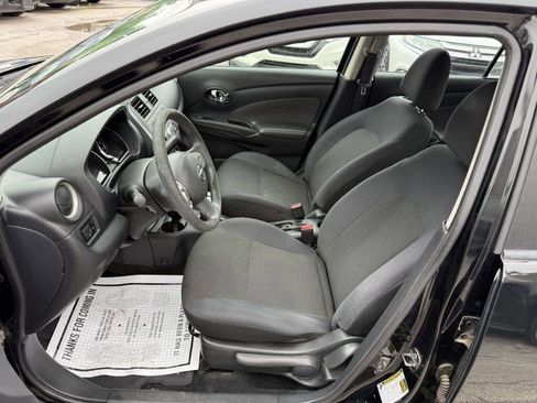 Used 2013 Nissan Versa SV w/ Convenience Pkg FWD image 11