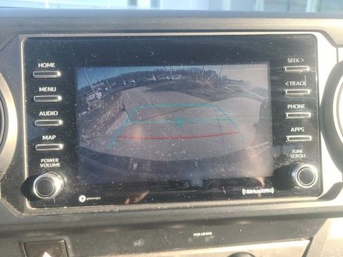 Used 2020 Toyota Tacoma SR image 29