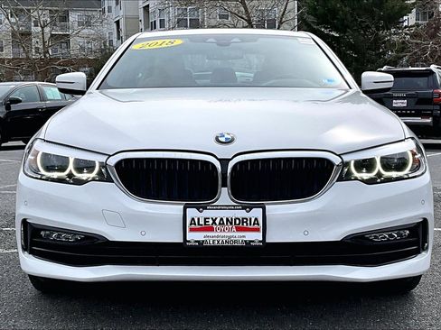 Used 2018 BMW 530i xDrive image 3