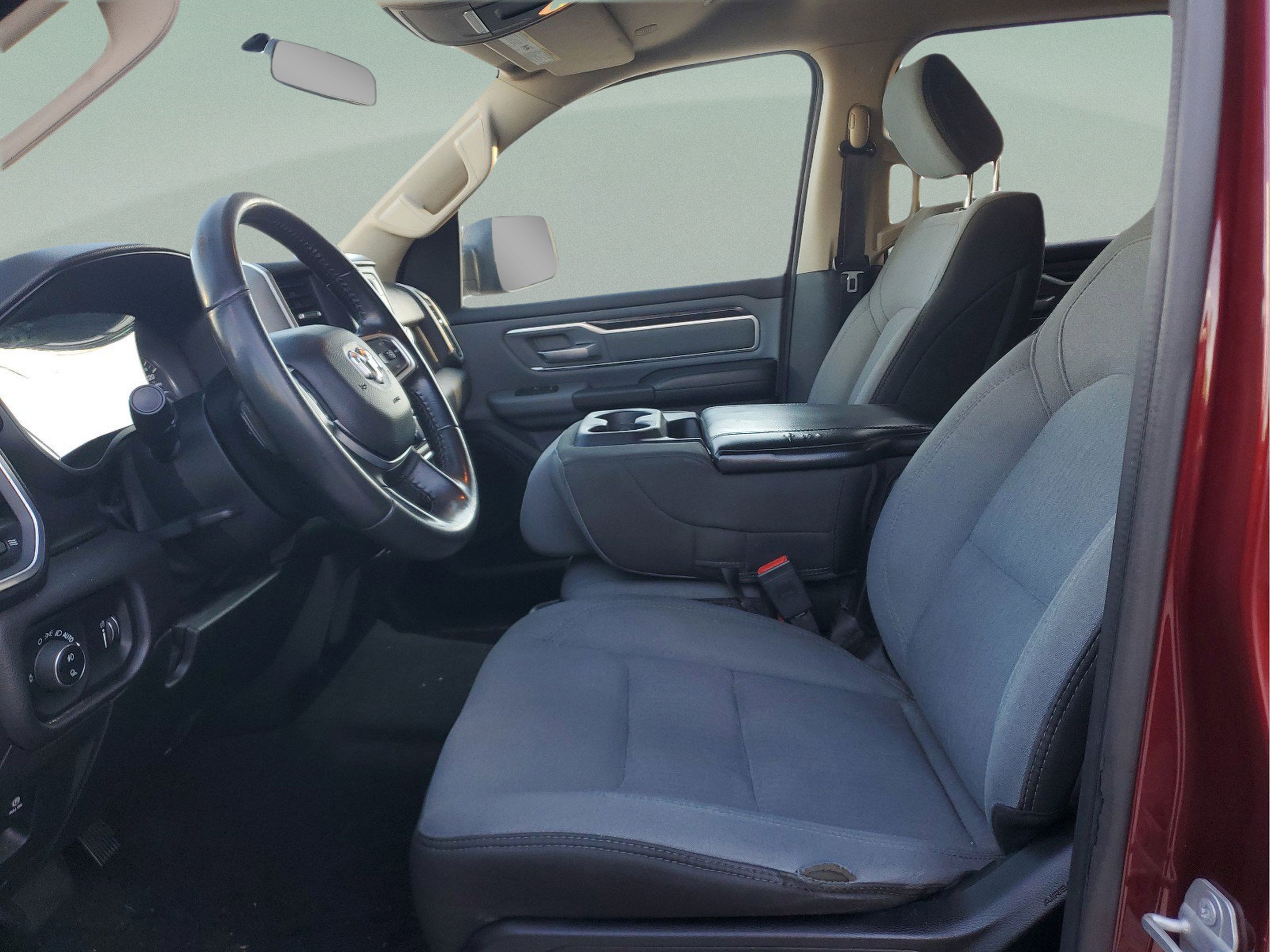 Used 2020 RAM 1500 Big Horn AWD/4WD image 23