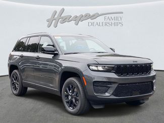 New 2025 Jeep Grand Cherokee Altitude video 2