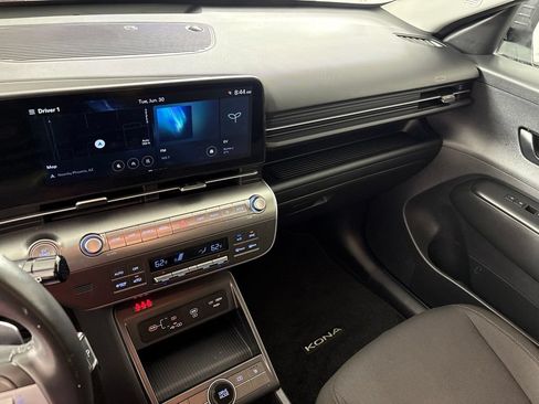 Used 2024 Hyundai Kona SEL FWD image 31