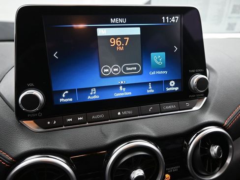 Used 2025 Nissan Sentra SR image 18