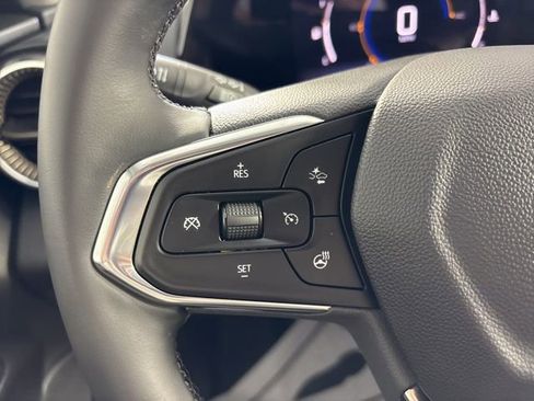Used 2025 Chevrolet Trax ACTIV w/ Driver Confidence Package FWD image 23