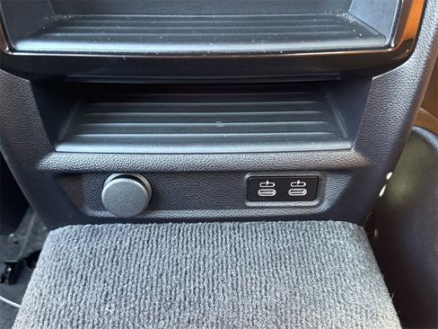 Used 2021 BMW 530i w/ Premium Package image 20