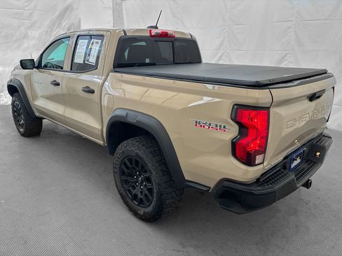 Used 2023 Chevrolet Colorado Trail Boss w/ Advanced Trailering Package AWD/4WD image 4