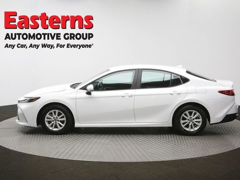 Used 2025 Toyota Camry LE FWD image 59