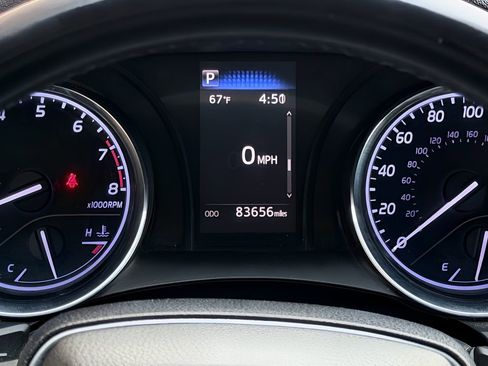 Used 2019 Toyota Camry SE image 30