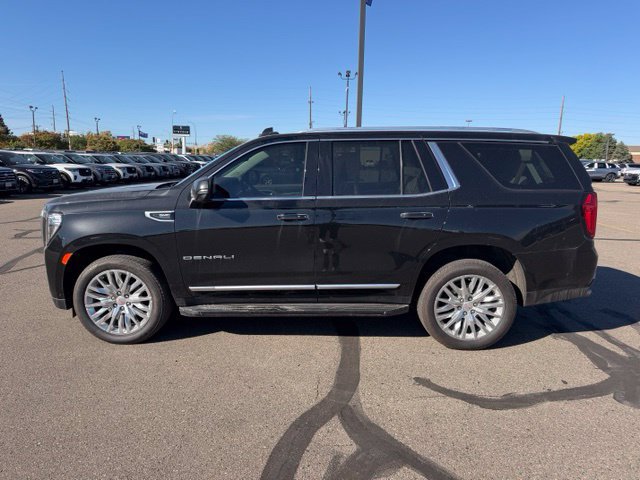 Used 2024 GMC Yukon Denali w/ Advanced Technology Package AWD/4WD image 7