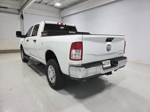 Used 2024 RAM 2500 Tradesman w/ Chrome Appearance Group AWD/4WD image 7