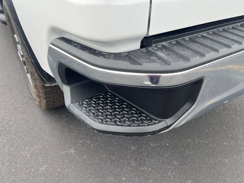 New 2026 GMC Sierra 2500 SLE image 9