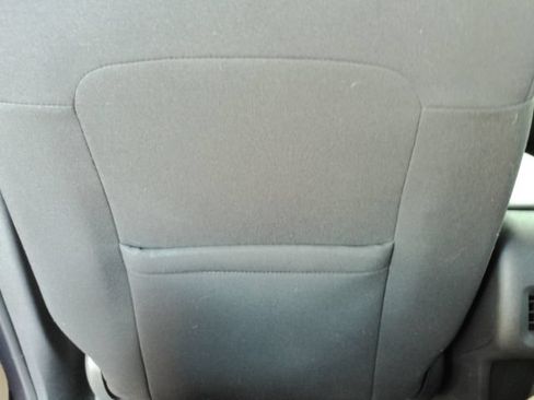 Used 2019 Chevrolet Equinox LT FWD image 26