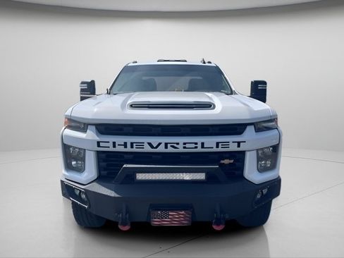 Used 2021 Chevrolet Silverado 2500 Custom w/ Custom Value Package AWD/4WD image 3