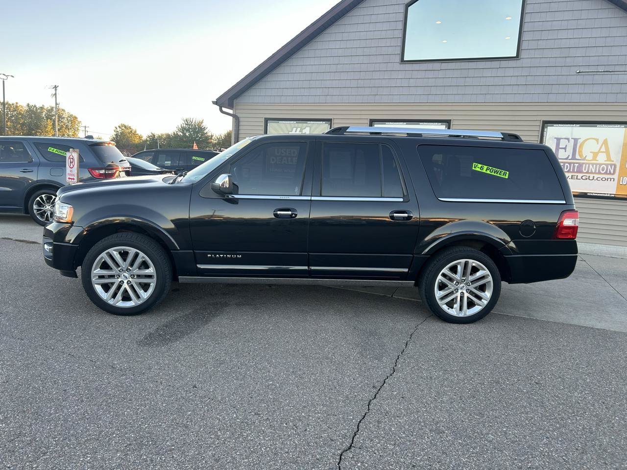 Used 2015 Ford Expedition EL Platinum AWD/4WD image 8