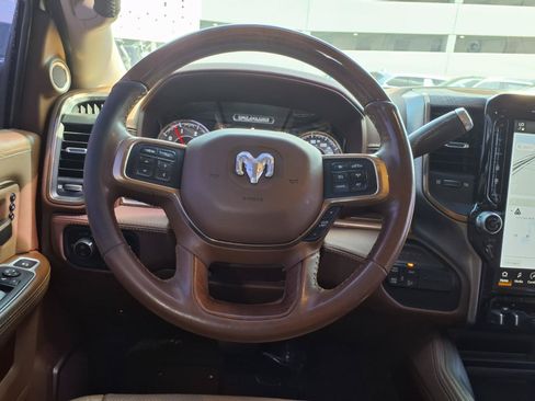 Used 2022 RAM 2500 Limited AWD/4WD image 17