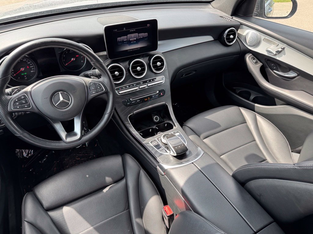 Used 2019 Mercedes-Benz GLC 350e 4MATIC image 10