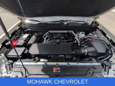 Used 2026 Chevrolet Colorado ZR2 w/ Technology Package image 31