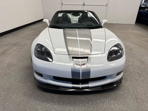 Used 2013 Chevrolet Corvette Grand Sport w/ 4LT Preferred Equipment Group RWD image 4