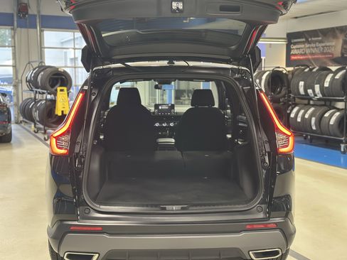 Used 2024 Honda CR-V Sport image 6