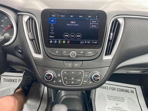 Used 2024 Chevrolet Malibu LT image 15