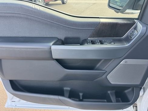 Used 2022 Ford F150 Lariat w/ Equipment Group 502A High image 16