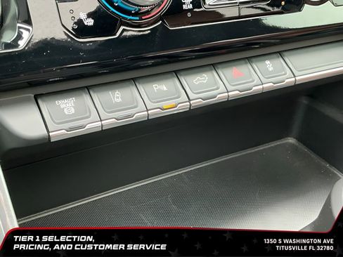 Used 2024 GMC Sierra 3500 Denali Ultimate AWD/4WD image 34