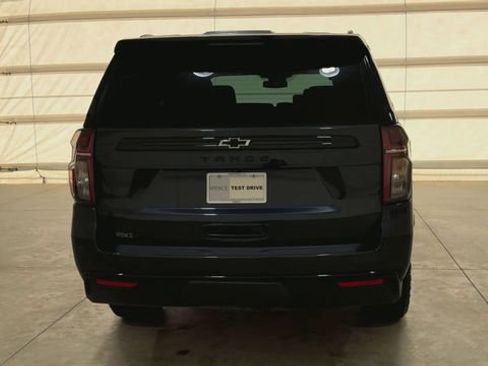 Used 2024 Chevrolet Tahoe Z71 w/ Luxury Package AWD/4WD image 3