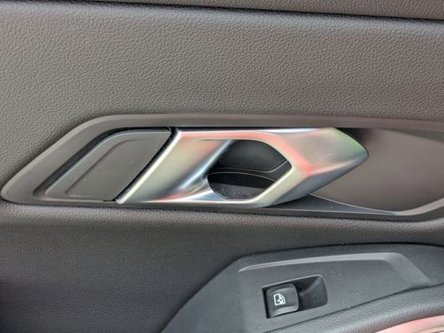 Certified 2024 BMW 330i Sedan image 29