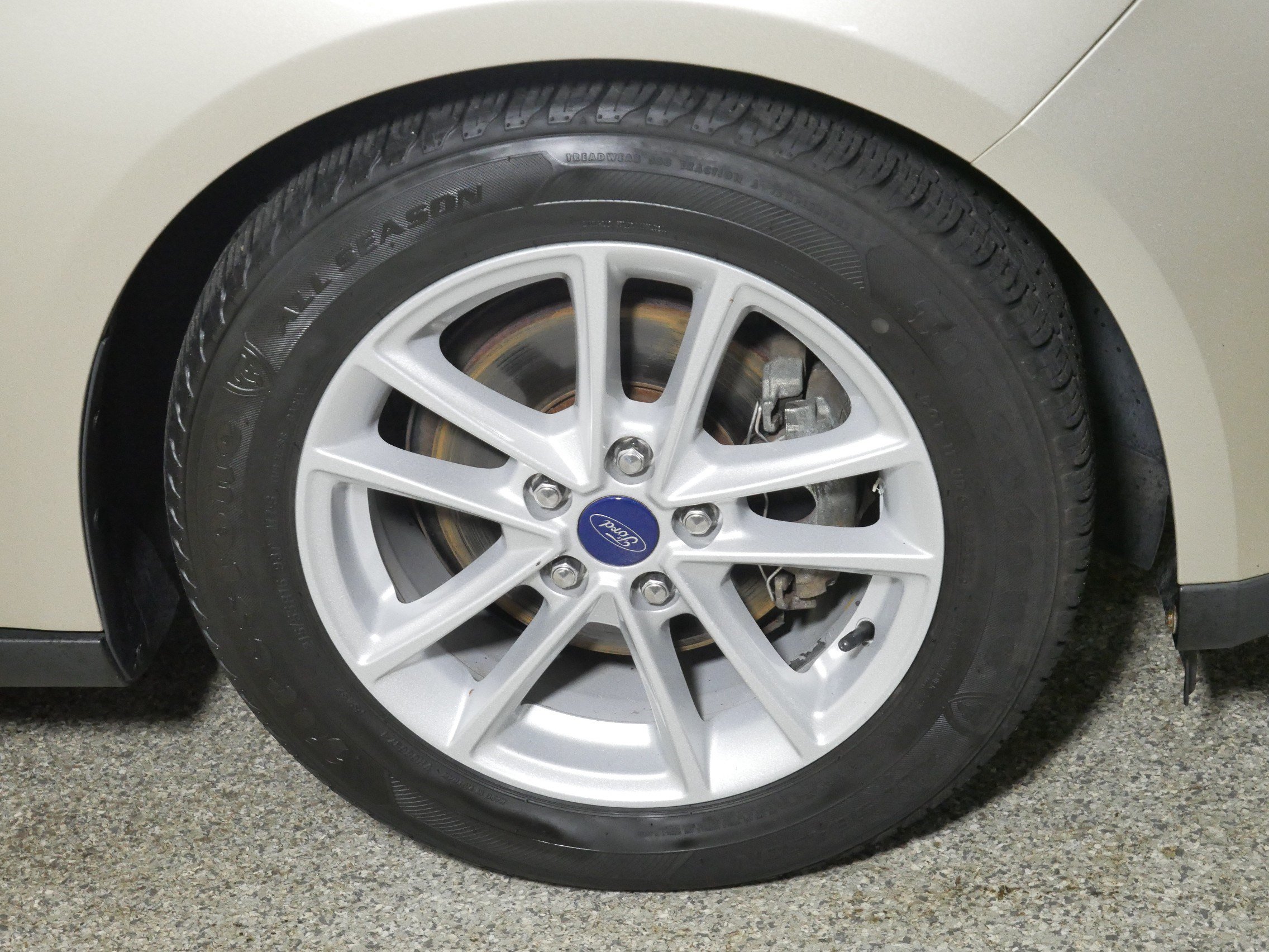 Used 2017 Ford Focus SE FWD image 15