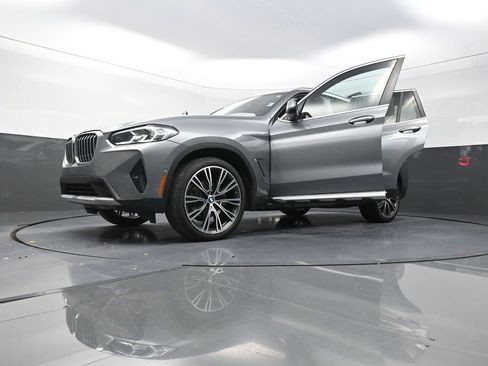 Used 2023 BMW X3 xDrive30i w/ Premium Package image 34