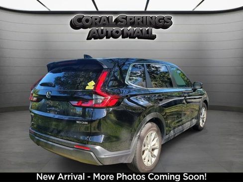 Used 2025 Honda CR-V EX image 2