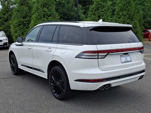 Used 2022 Lincoln Aviator Reserve w/ Equipment Group 201A AWD/4WD image 4