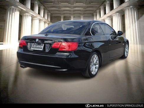 Used 2011 BMW 328i Convertible image 5