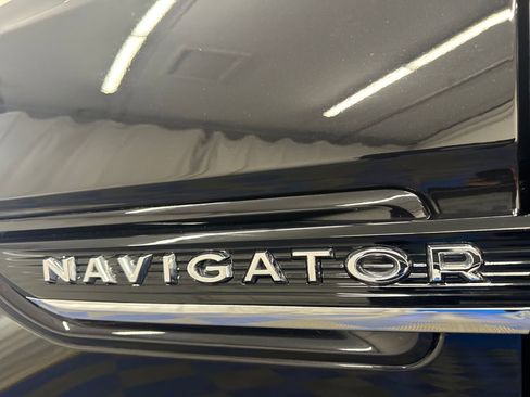 Used 2023 Lincoln Navigator Black Label AWD/4WD image 39