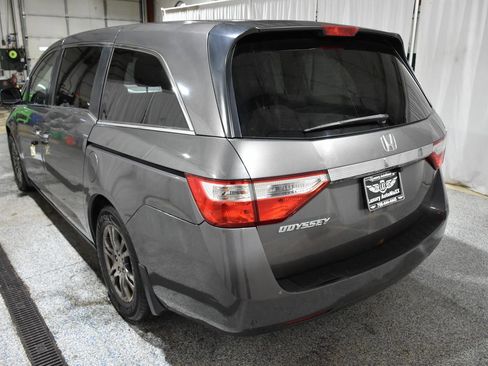 Used 2011 Honda Odyssey EX image 28