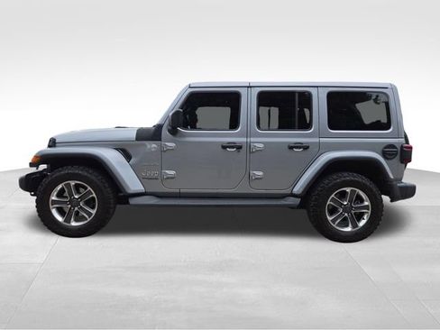 Used 2020 Jeep Wrangler Unlimited Sahara w/ Safety Group AWD/4WD image 13