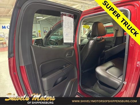 Used 2017 GMC Canyon SLT w/ Driver Alert Package image 23