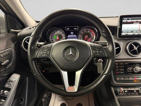 Used 2015 Mercedes-Benz GLA 250 4MATIC image 18