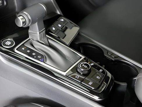 New 2025 Kia Sportage X-Pro AWD/4WD image 27