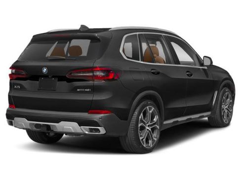 Used 2023 BMW X5 xDrive40i image 2