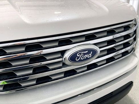 Used 2019 Ford Expedition Max Limited w/ Driver Assistance Package RWD image 7