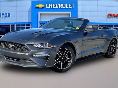 Used 2018 Ford Mustang Premium w/ Equipment Group 201A image 3
